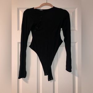POSTER GRL Black bodysuit